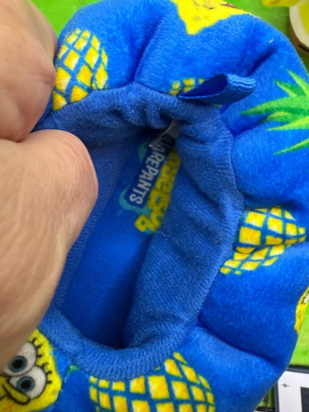 SpongeBob SquarePants 3D Plush Slippers Kids Sz 2-3 Blue Pineapple